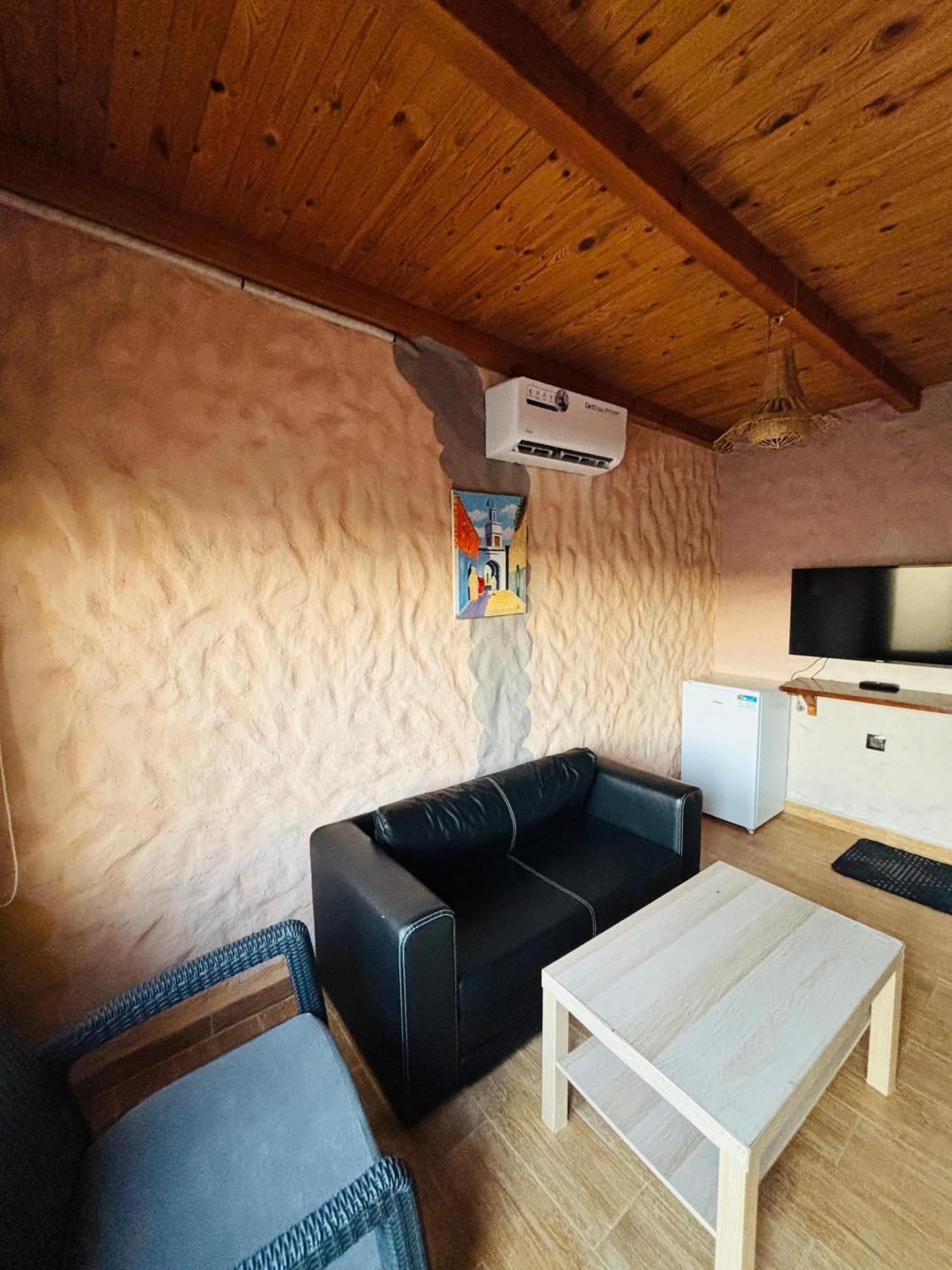 La Granja Guest House เทโทอัน ภายนอก รูปภาพ