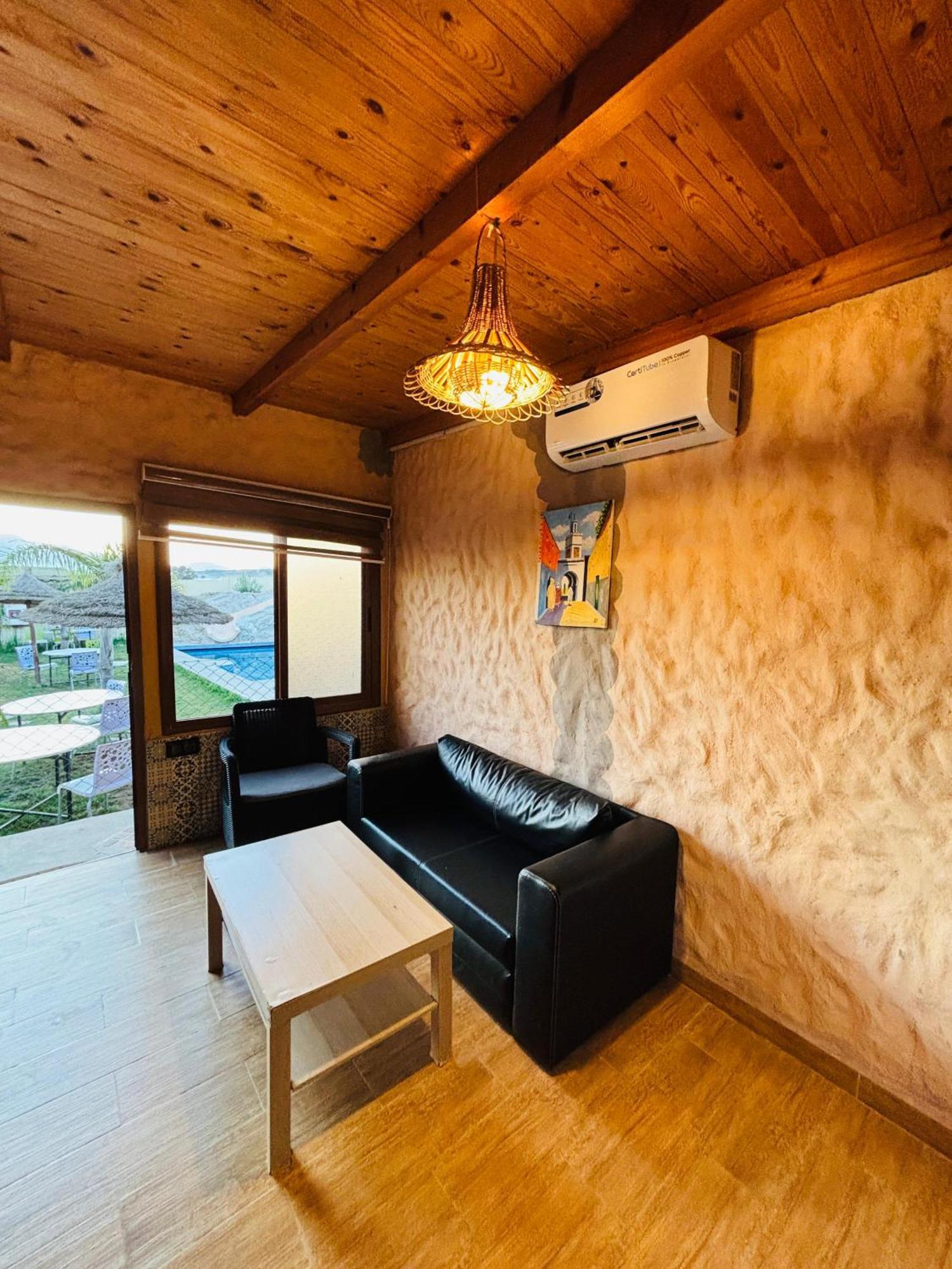 La Granja Guest House เทโทอัน ภายนอก รูปภาพ